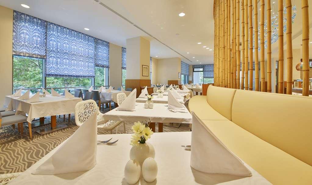 Maritim Hotel Paradise Blue 알베나 레스토랑 사진