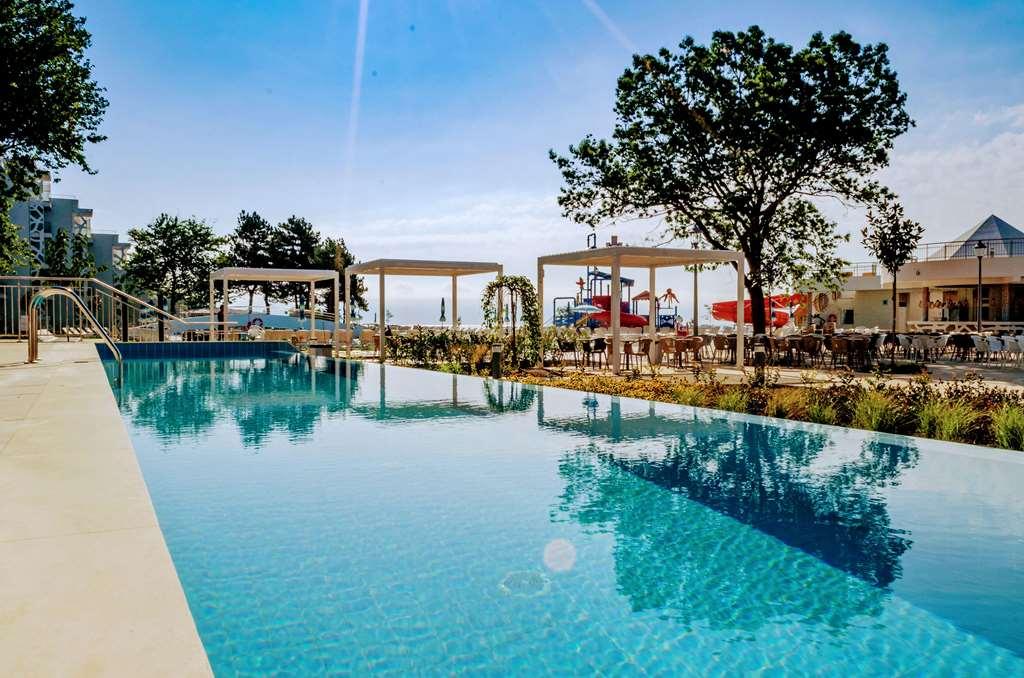Maritim Hotel Paradise Blue 알베나 시설 사진